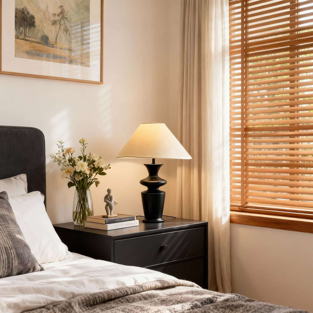Qirela Table Lamp