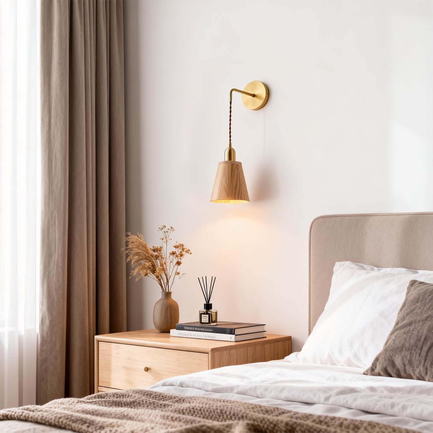 Qivora Wall Light