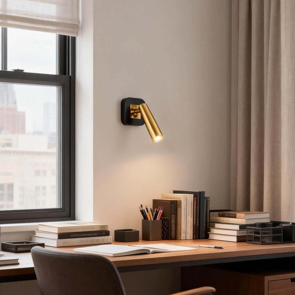 Quoril Wall Light