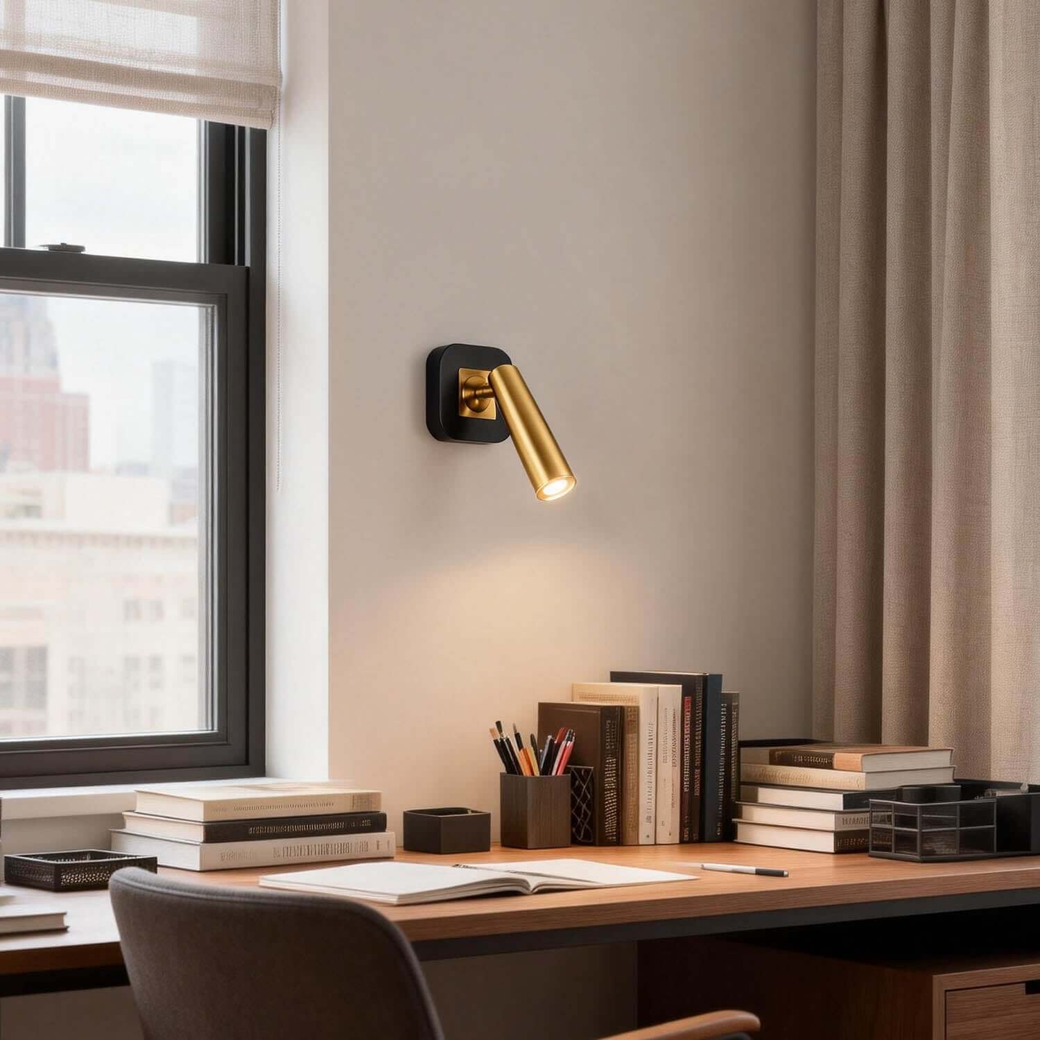 Quoril Wall Light