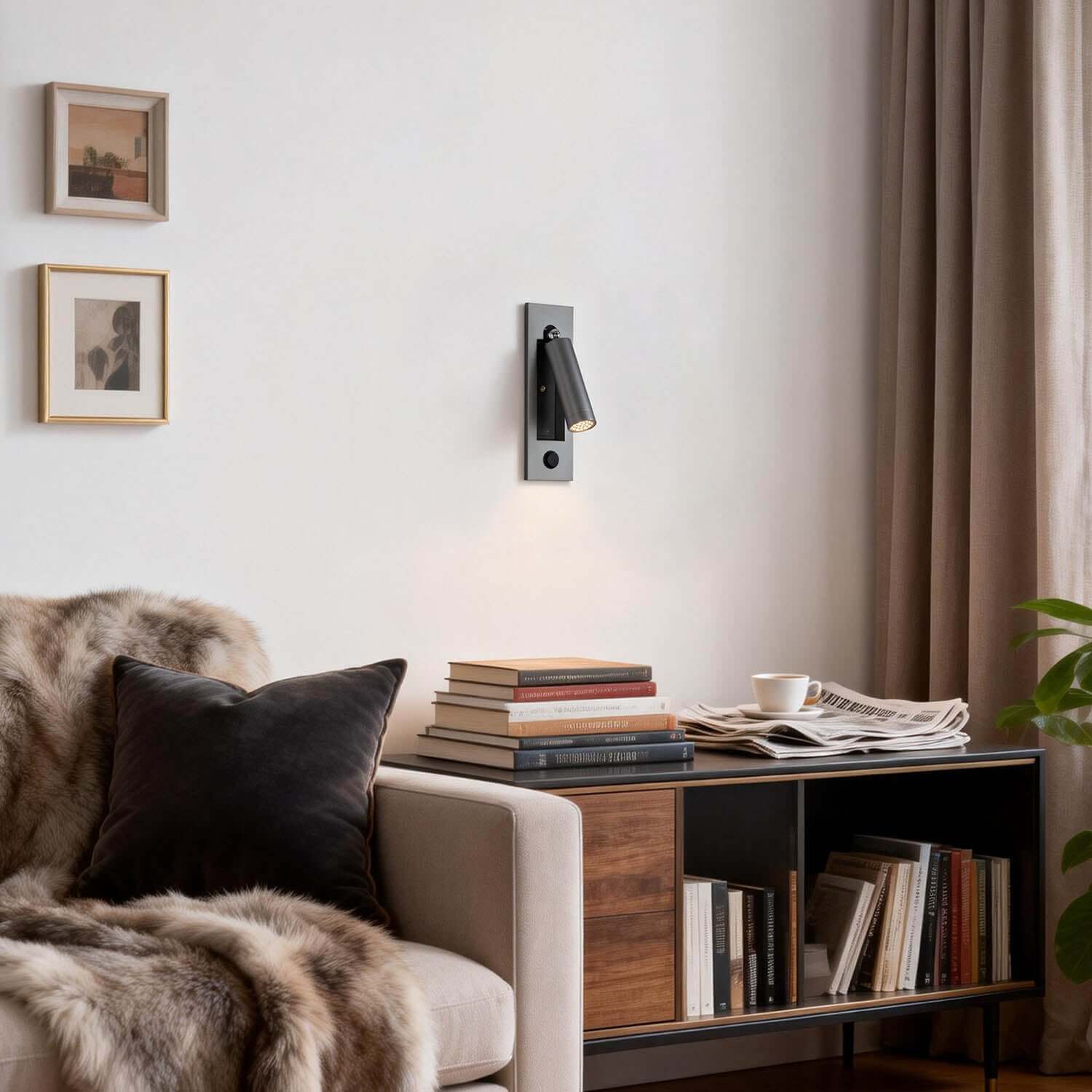 Qylon Wall Light