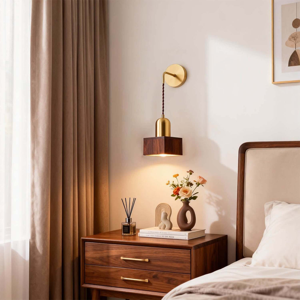 Revira Wall Light