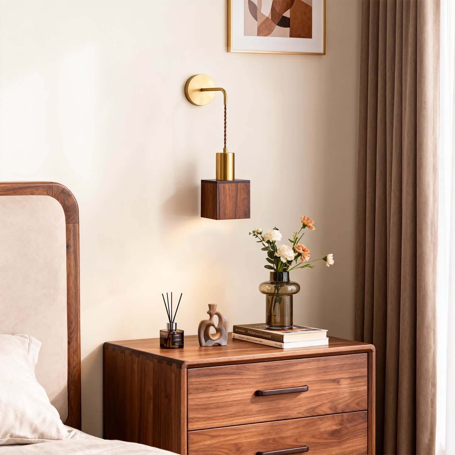 Revira Wall Light