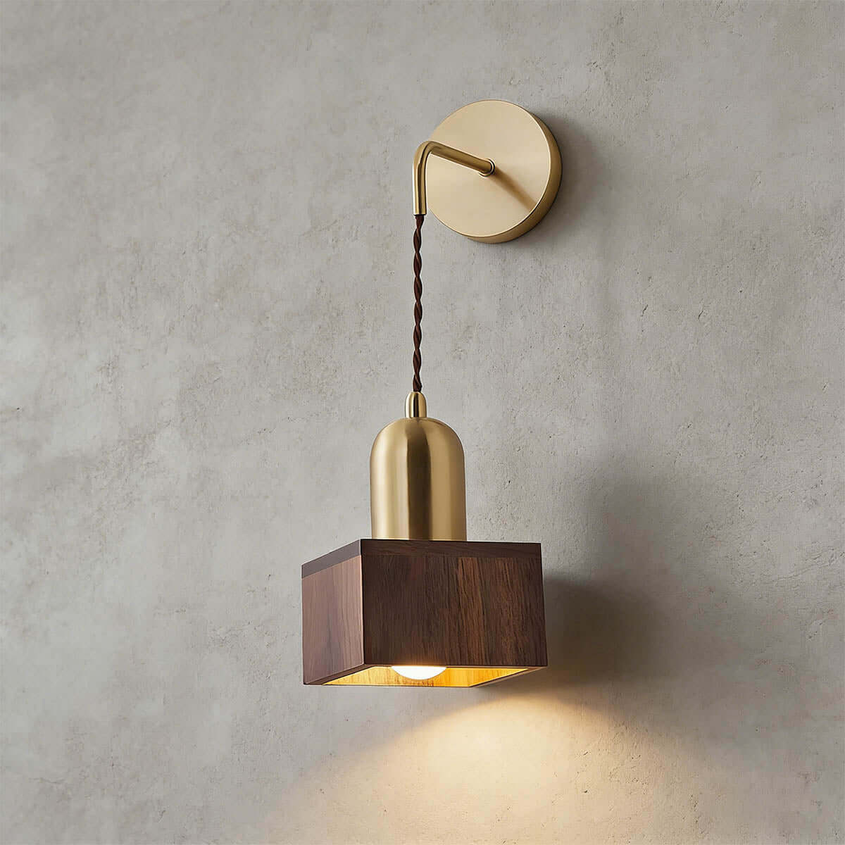 Revira Wall Light