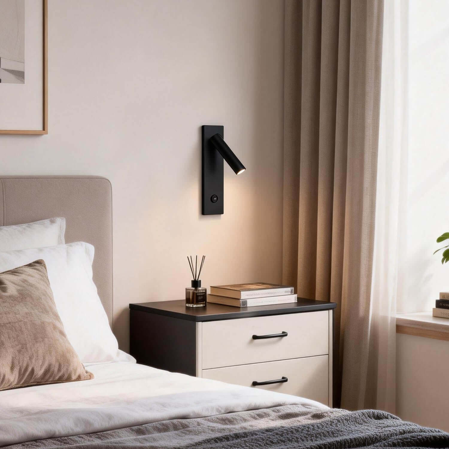 Ruvani Wall Light