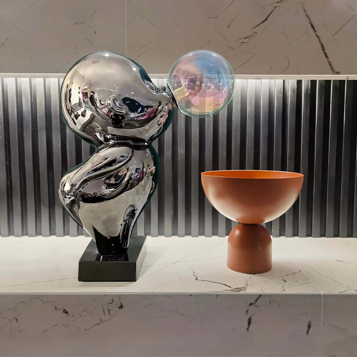 Selvina Sculpture Table Lamp