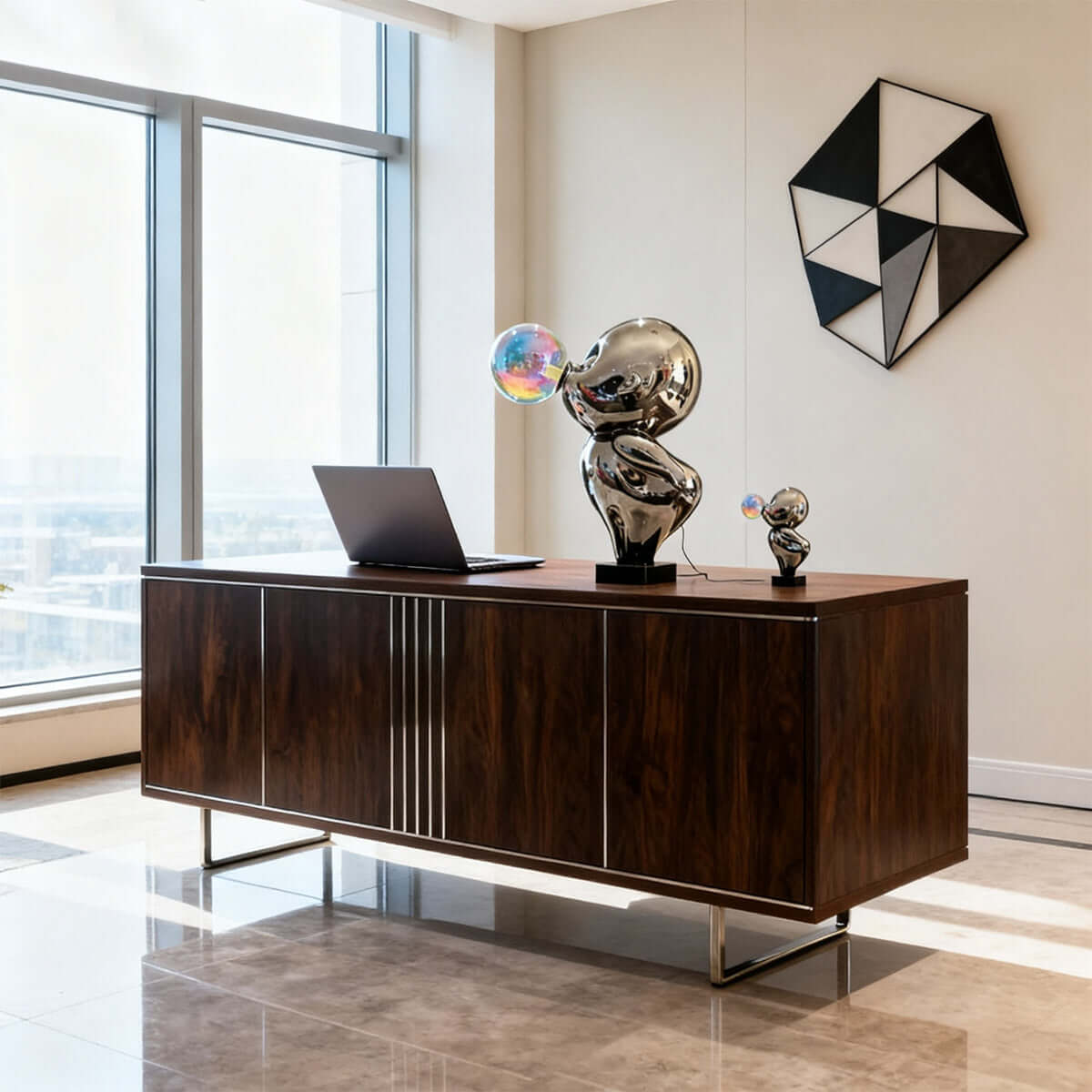 Selvina Sculpture Table Lamp