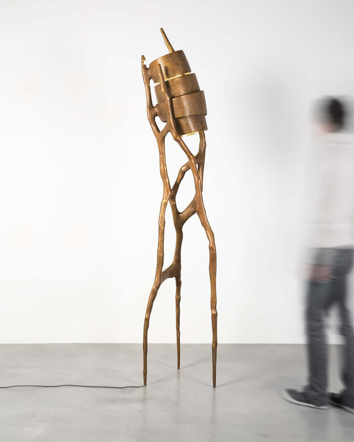 Teyra Sculpture Floor Lamp