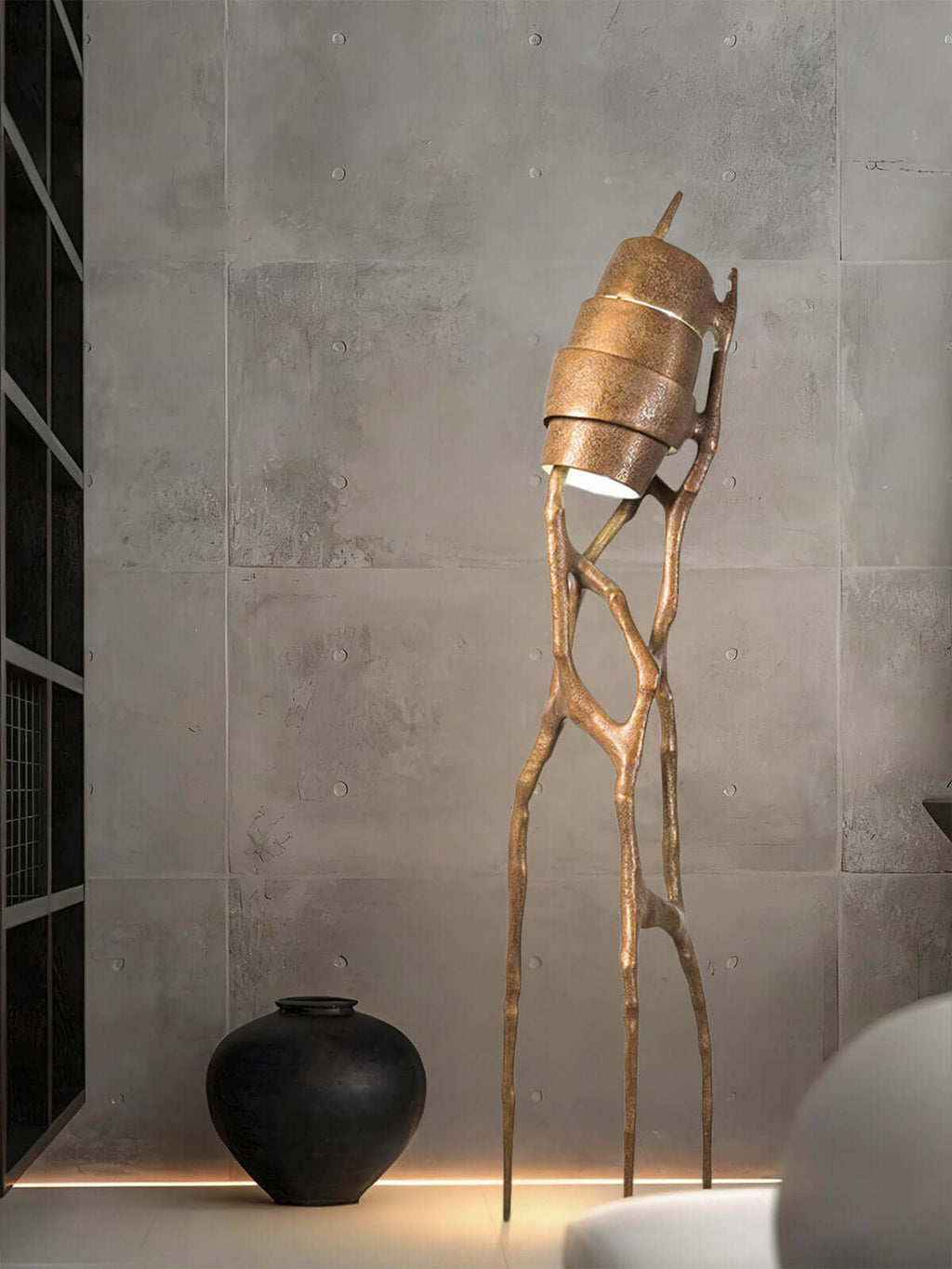Teyra Sculpture Floor Lamp
