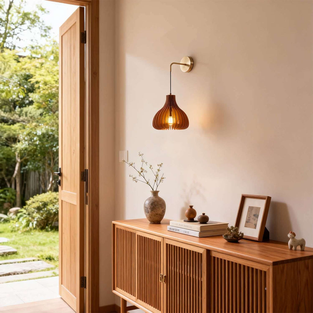 Toravi A Wall Light