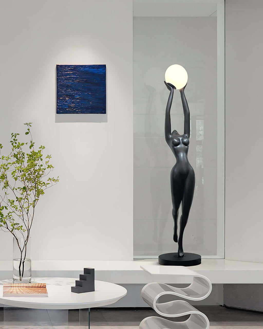 Tovlia Sculpture Table Lamp