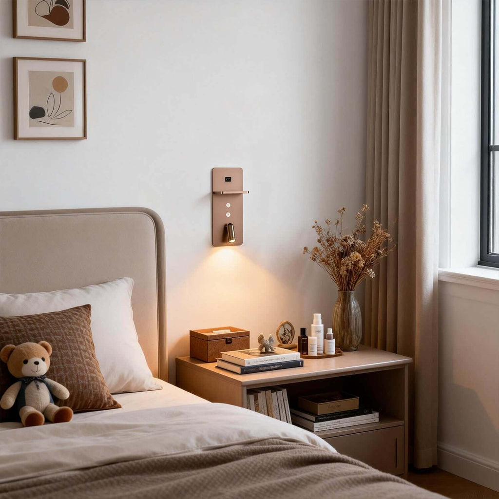Tylor Wall Light