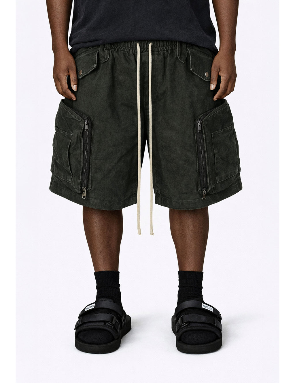 DRAWSTRING JUMBO POCKET CARGO SHORTS