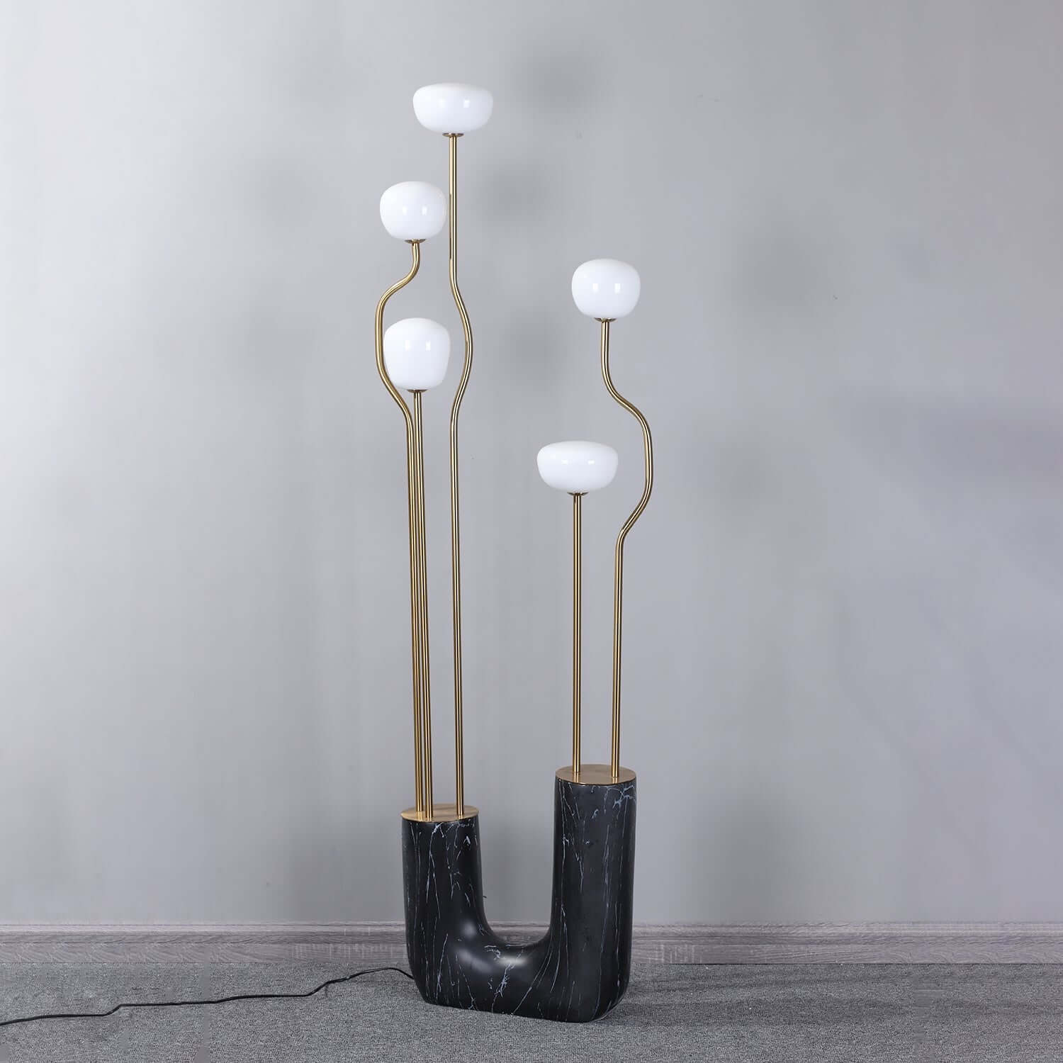 Aenor Floor Lamp