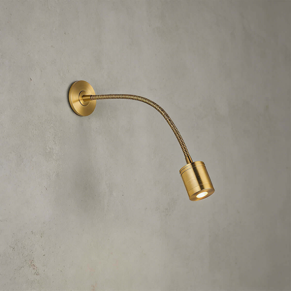 Vezaro Wall Light