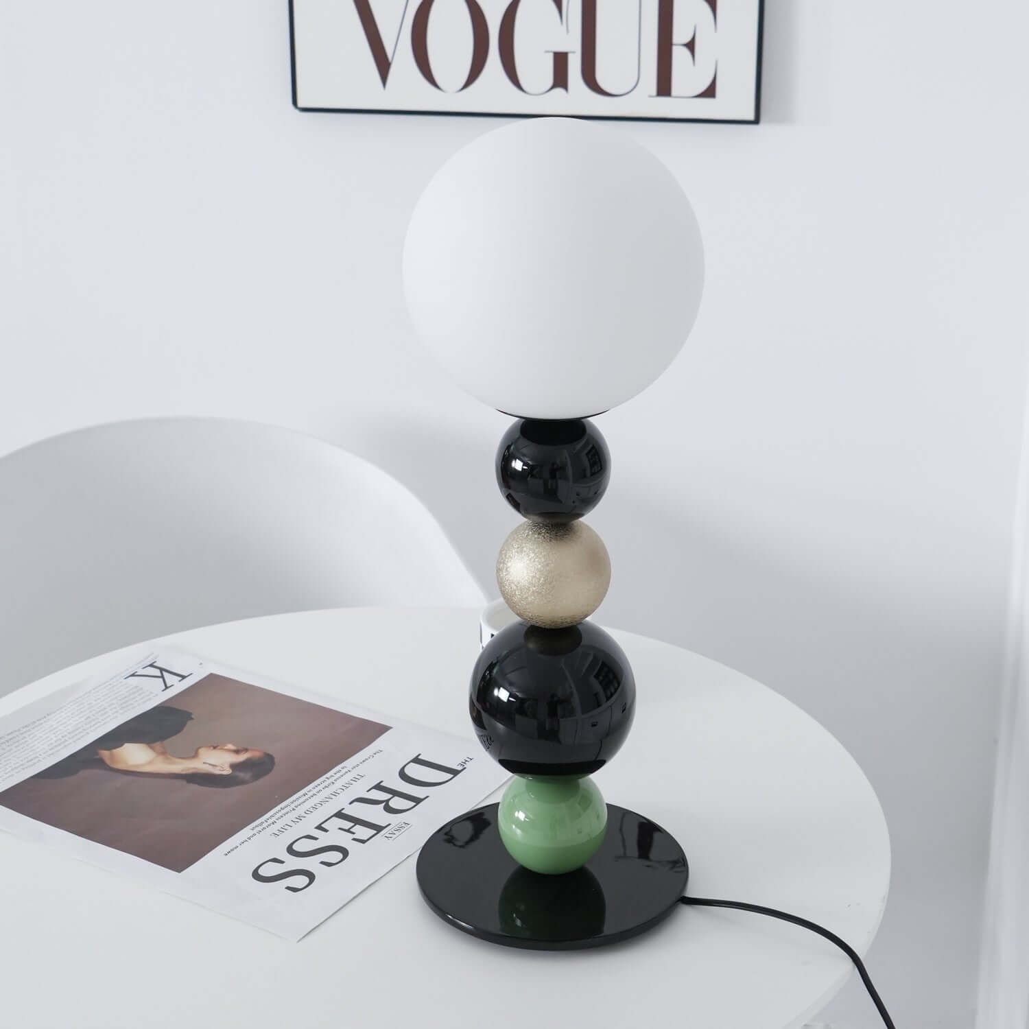 Ball String Table Lamp