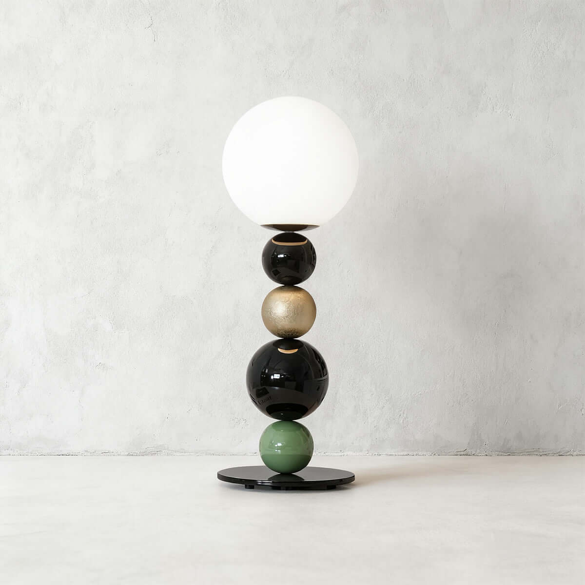 Ball String Table Lamp