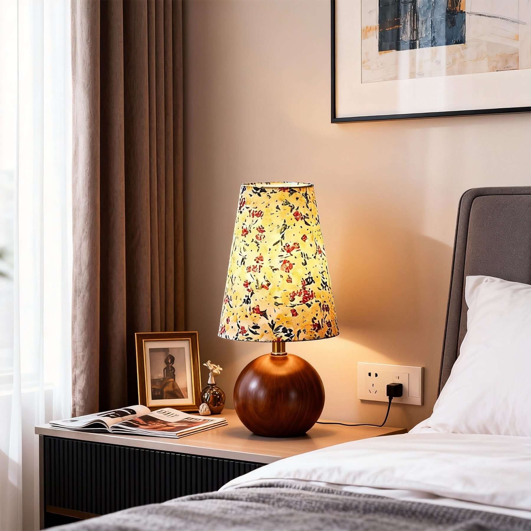 Voremi Table Lamp