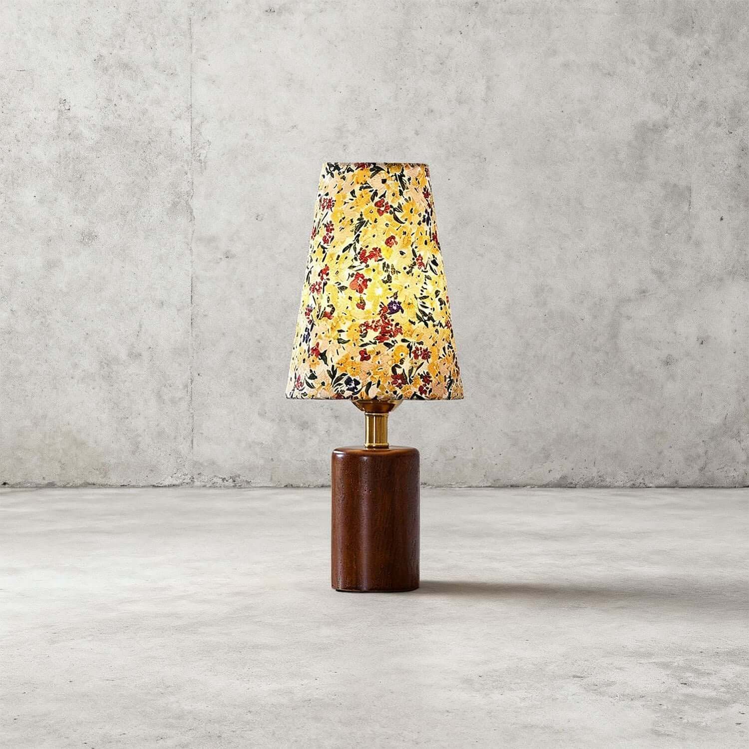 Voremi Table Lamp