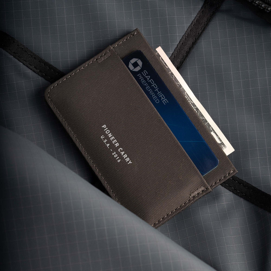 Molecule Cardholder