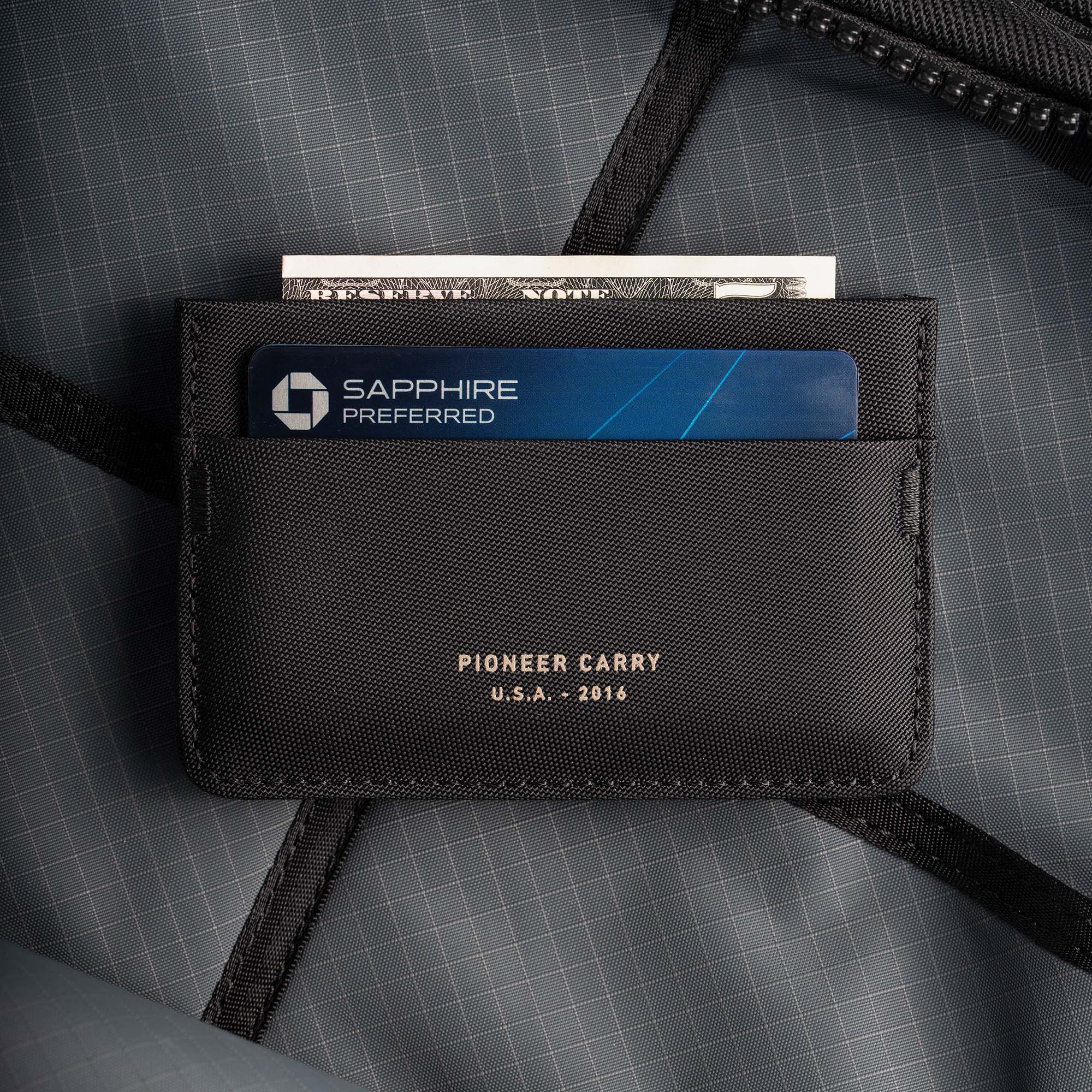 Molecule Cardholder