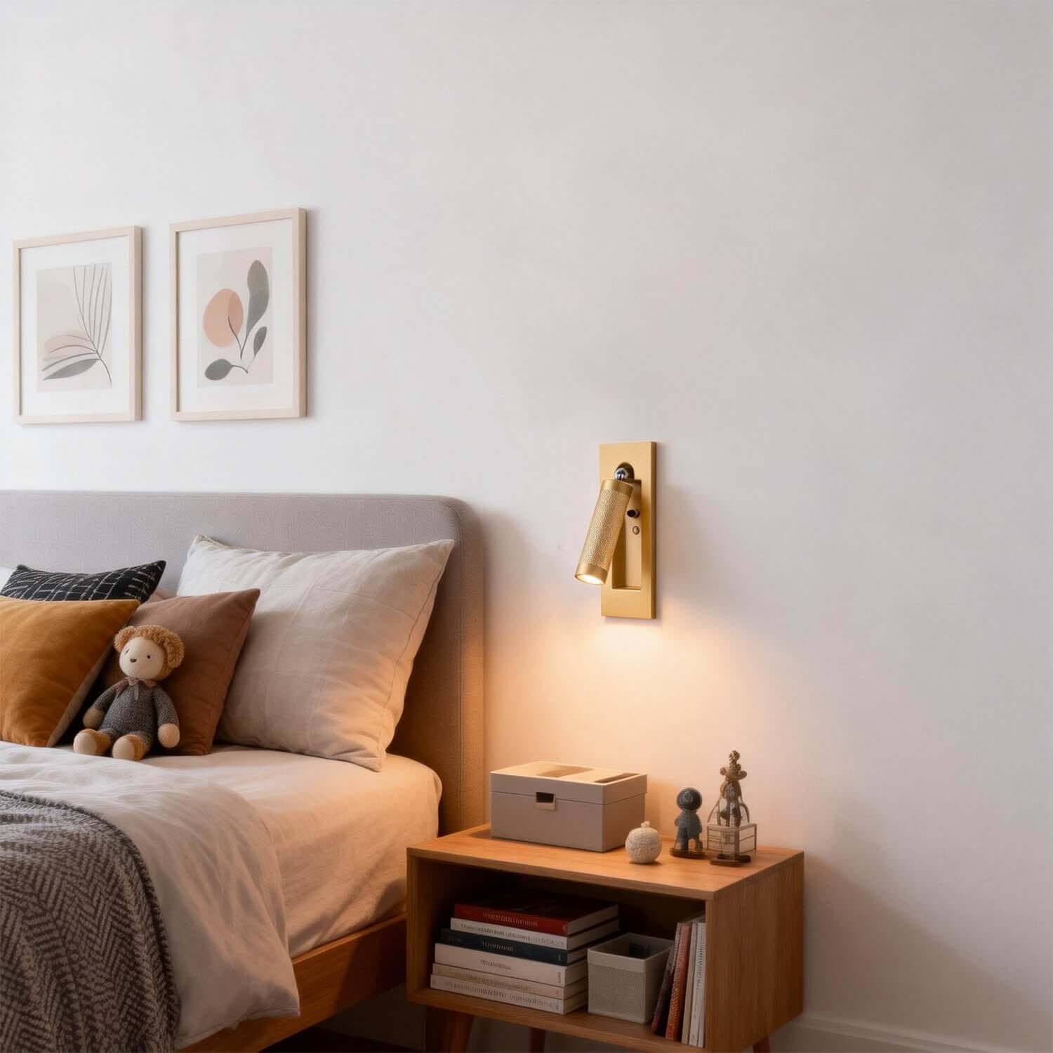 Woril  Wall Light