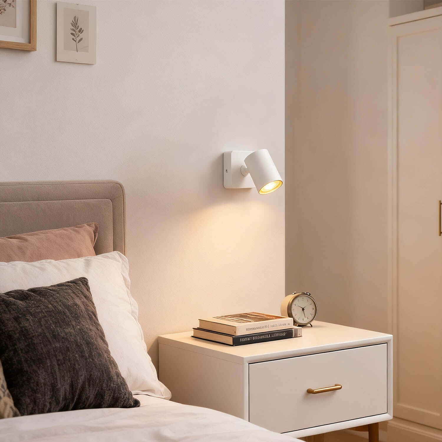 Wylka Wall Lamp
