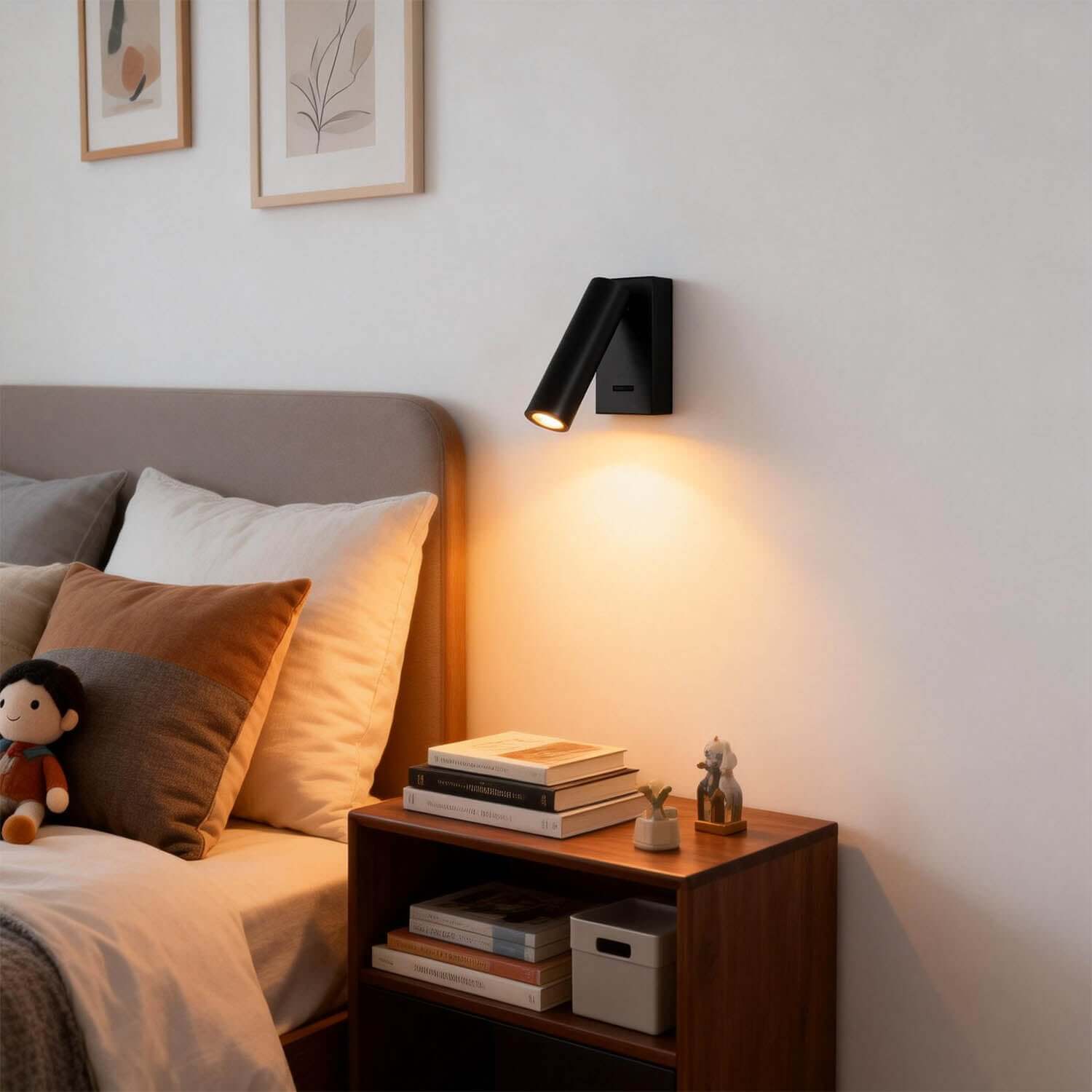 Xevon Wall Light