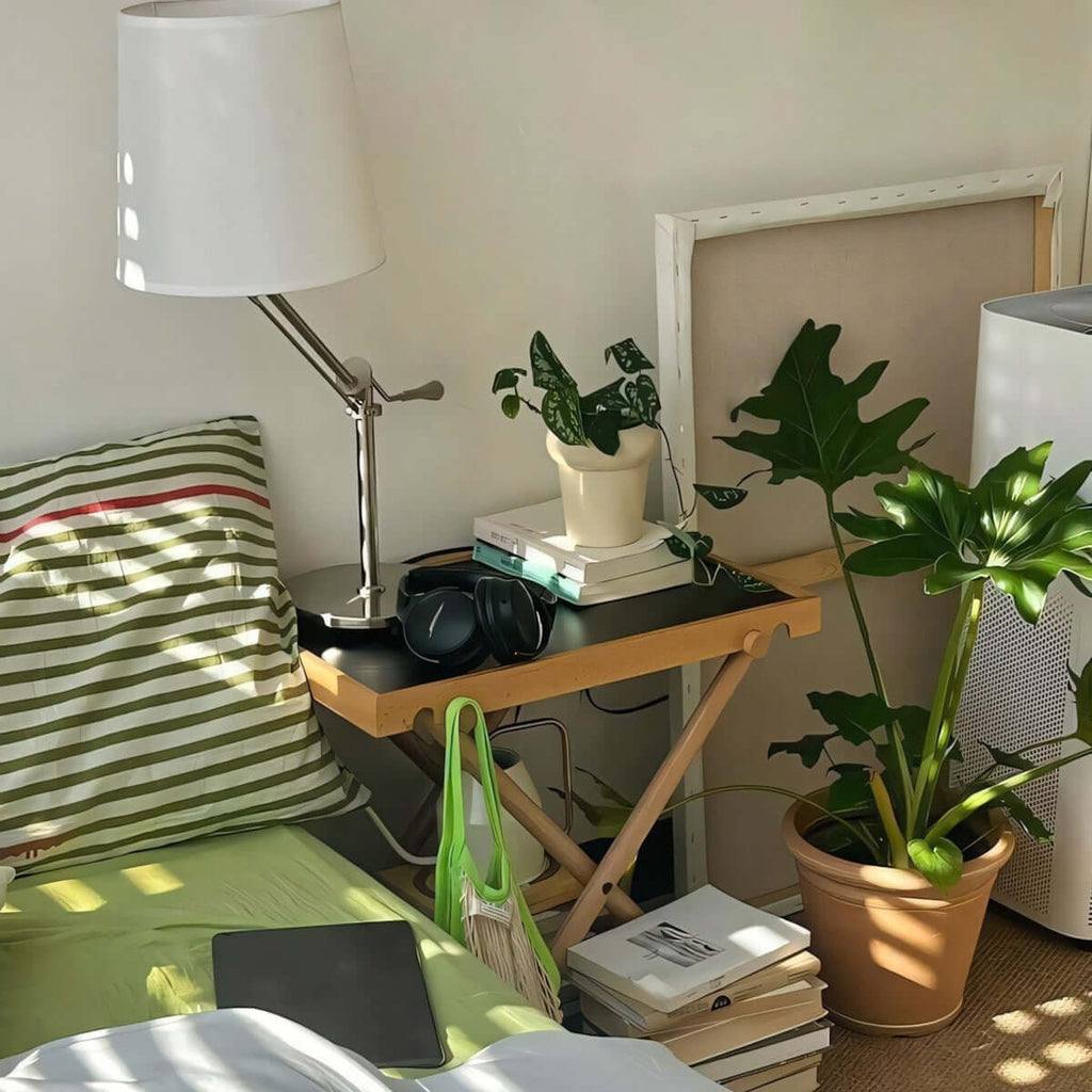 Xindea Table Lamp