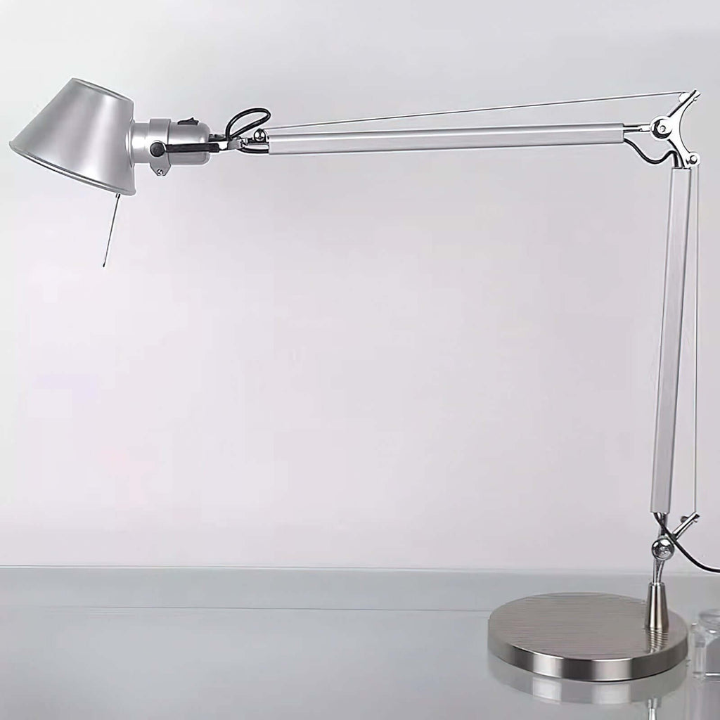 Xirula Table Lamp