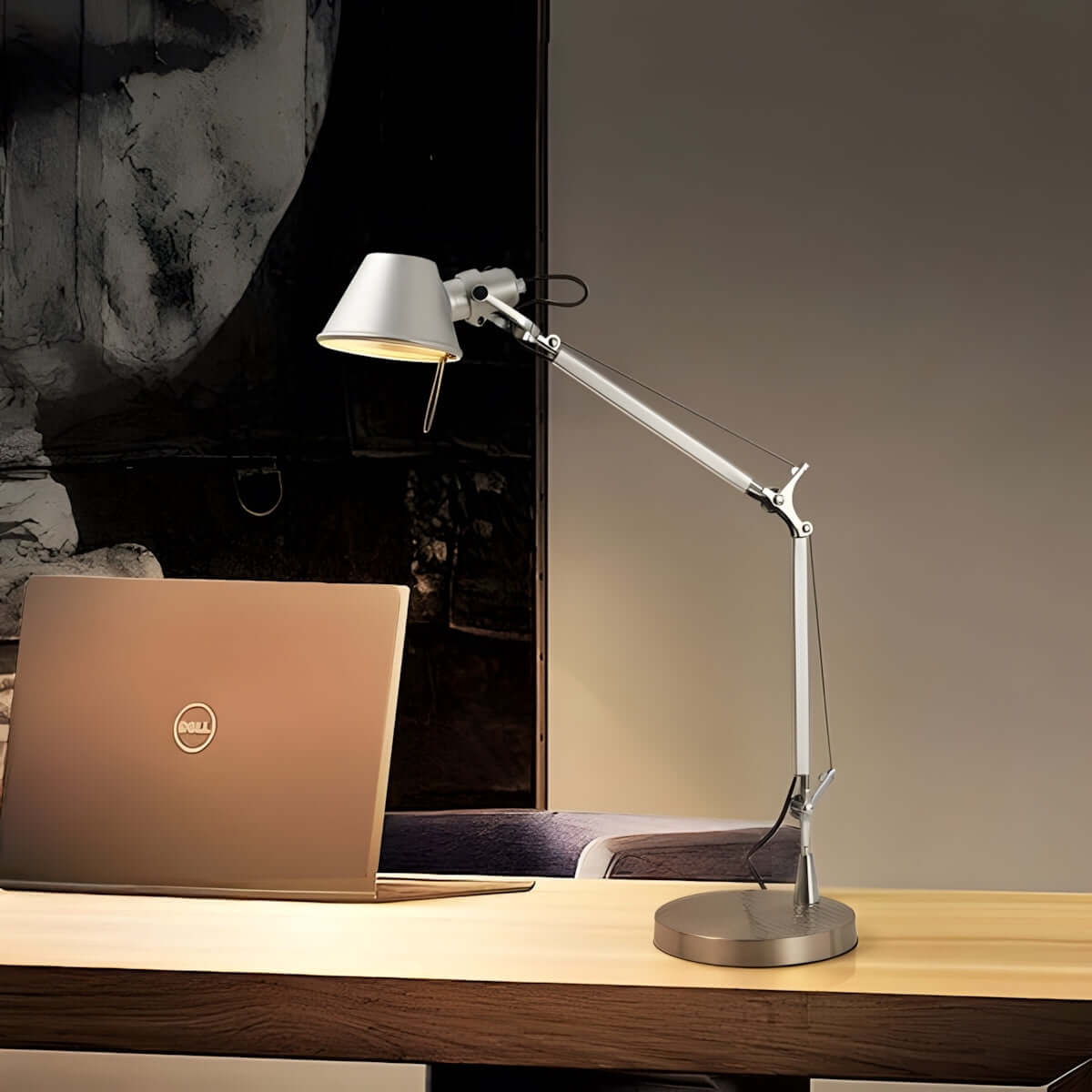 Xirula Table Lamp