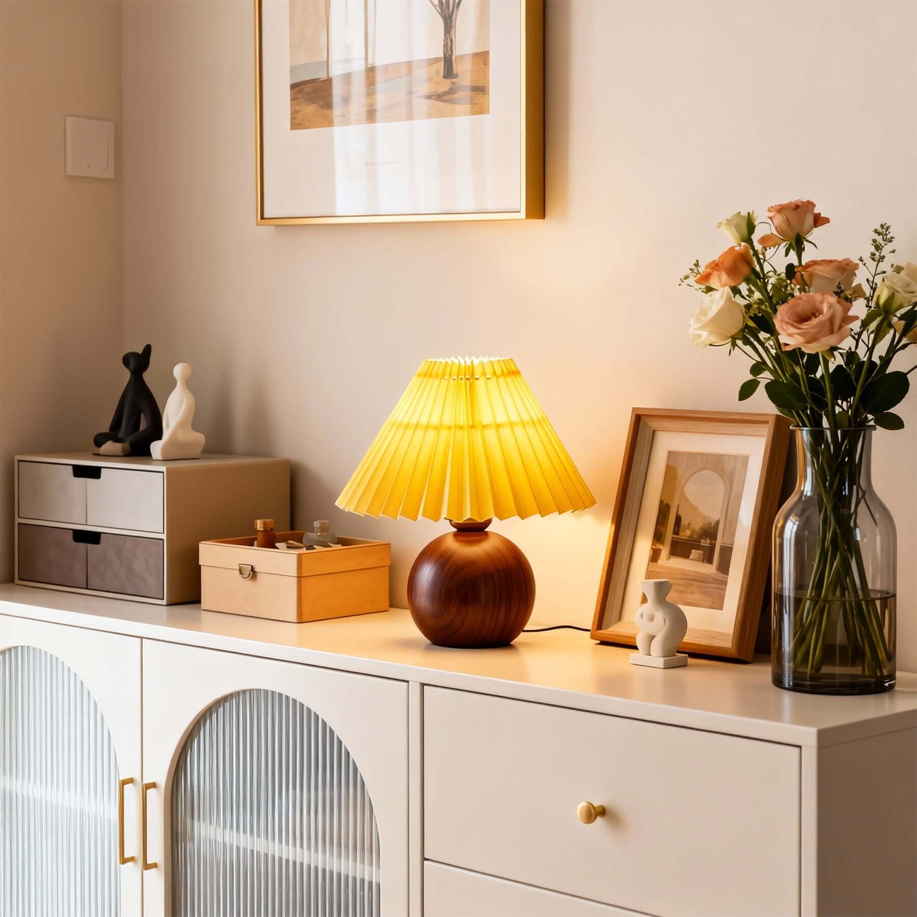 Yarvo Table Lamp