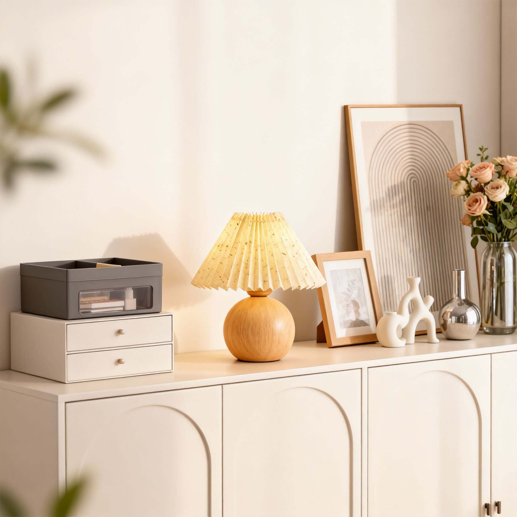 Yarvo Table Lamp
