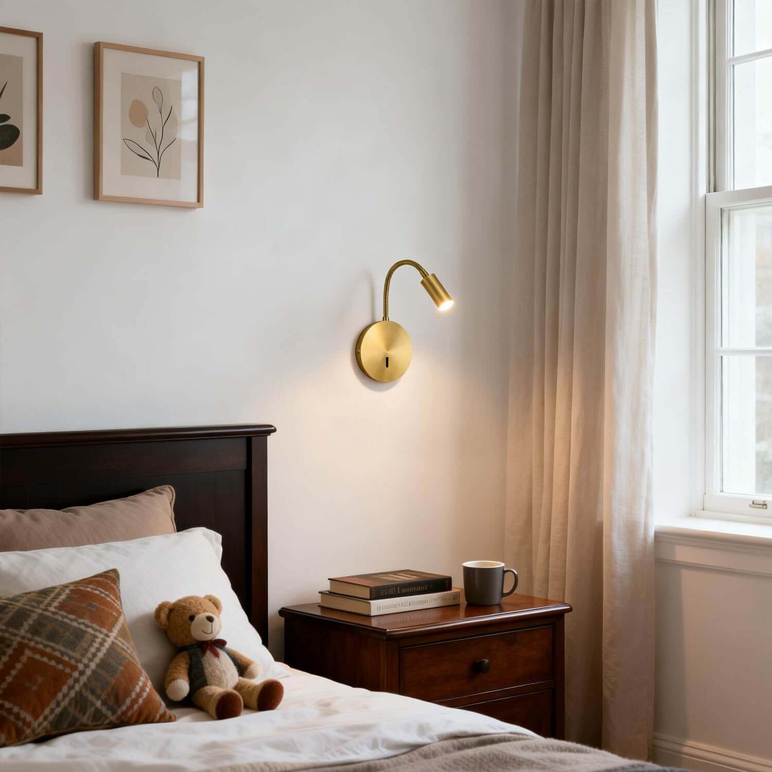 Zalor Wall Light