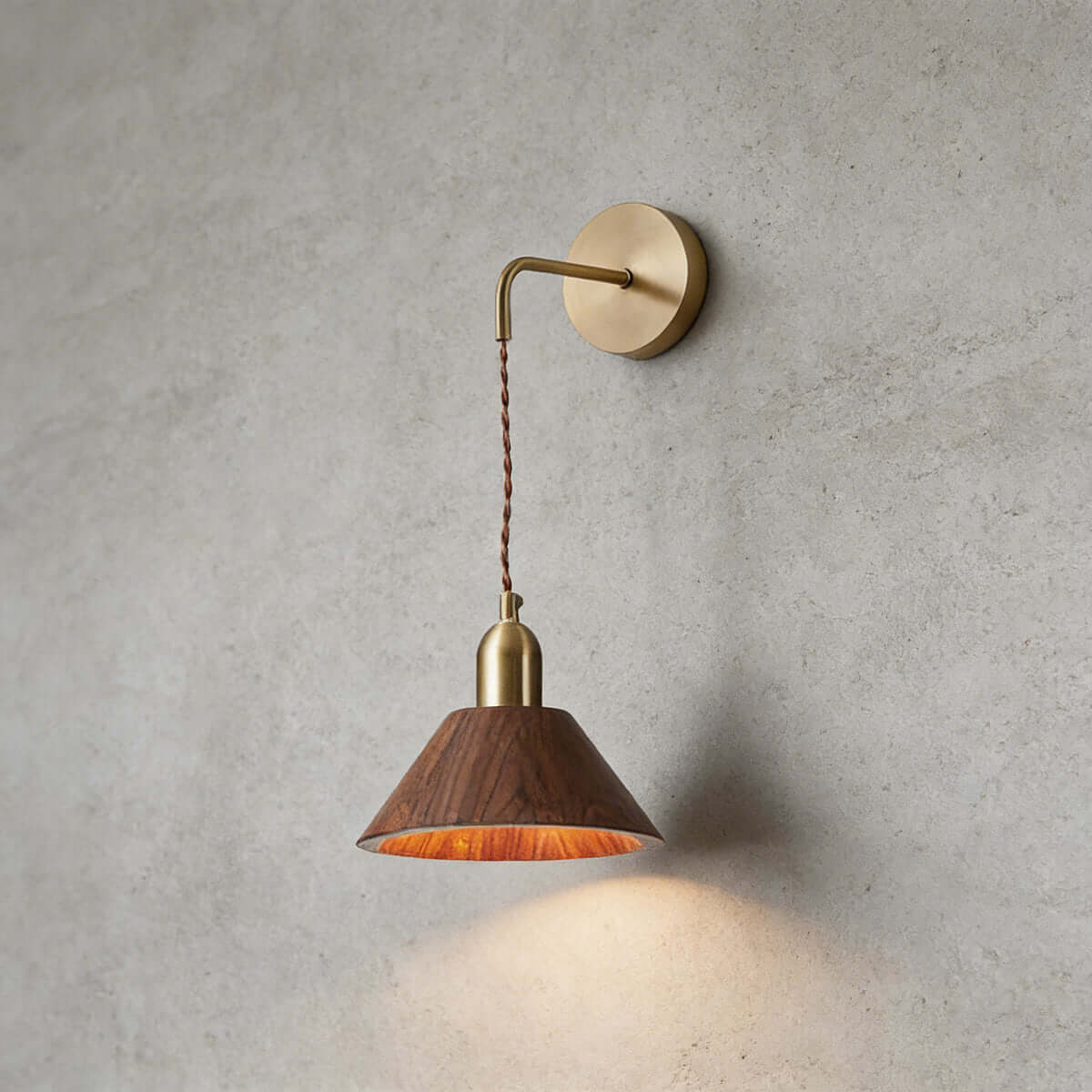 Zavro Wall Light