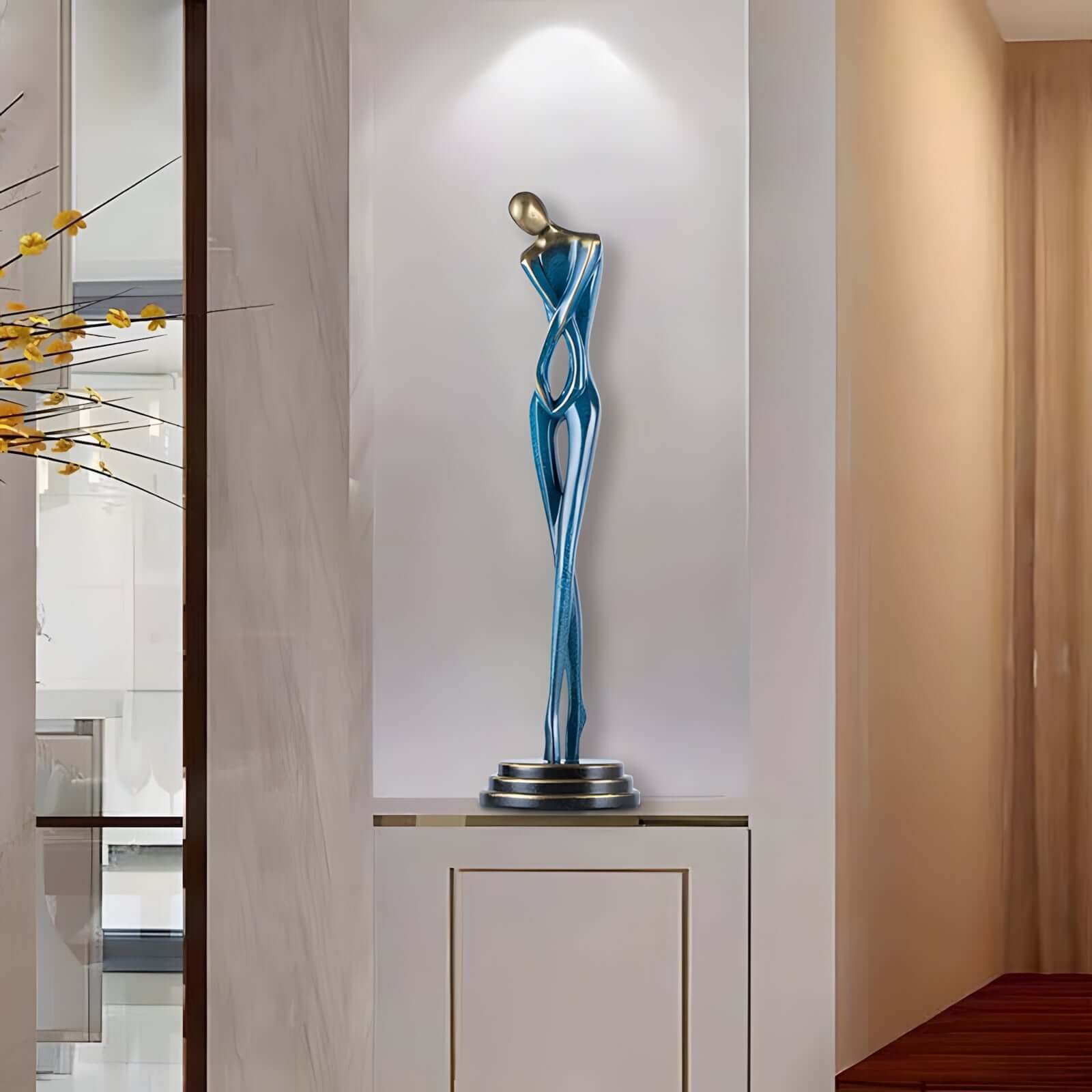 Zelyra Sculpture
