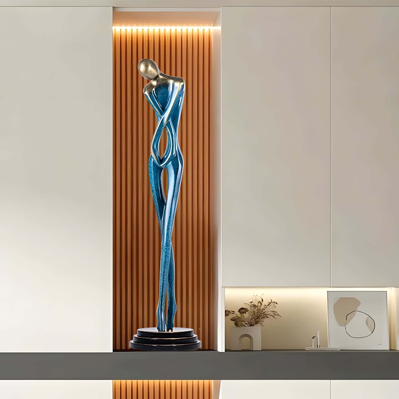 Zelyra Sculpture