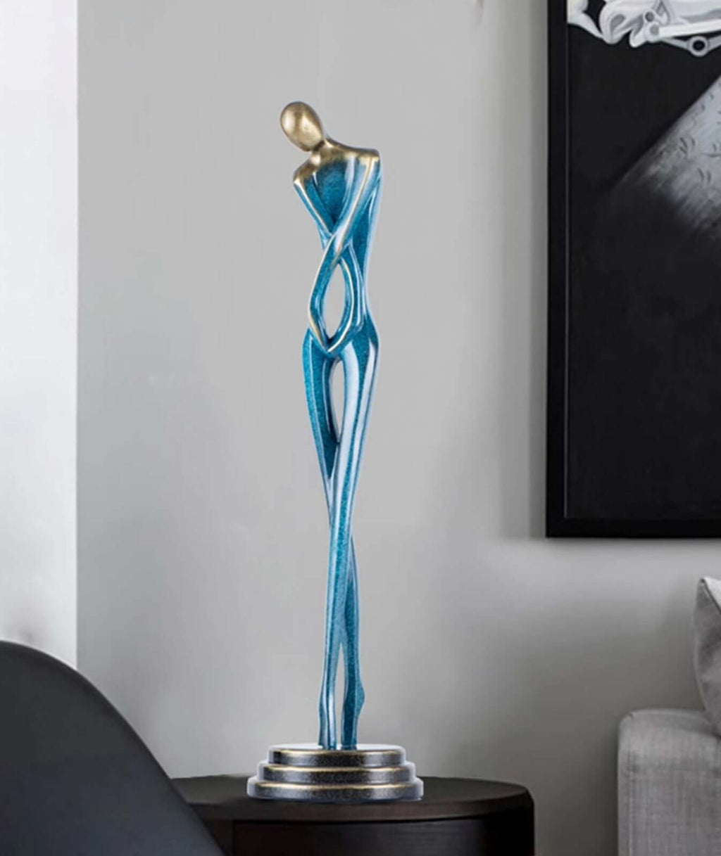 Zelyra Sculpture