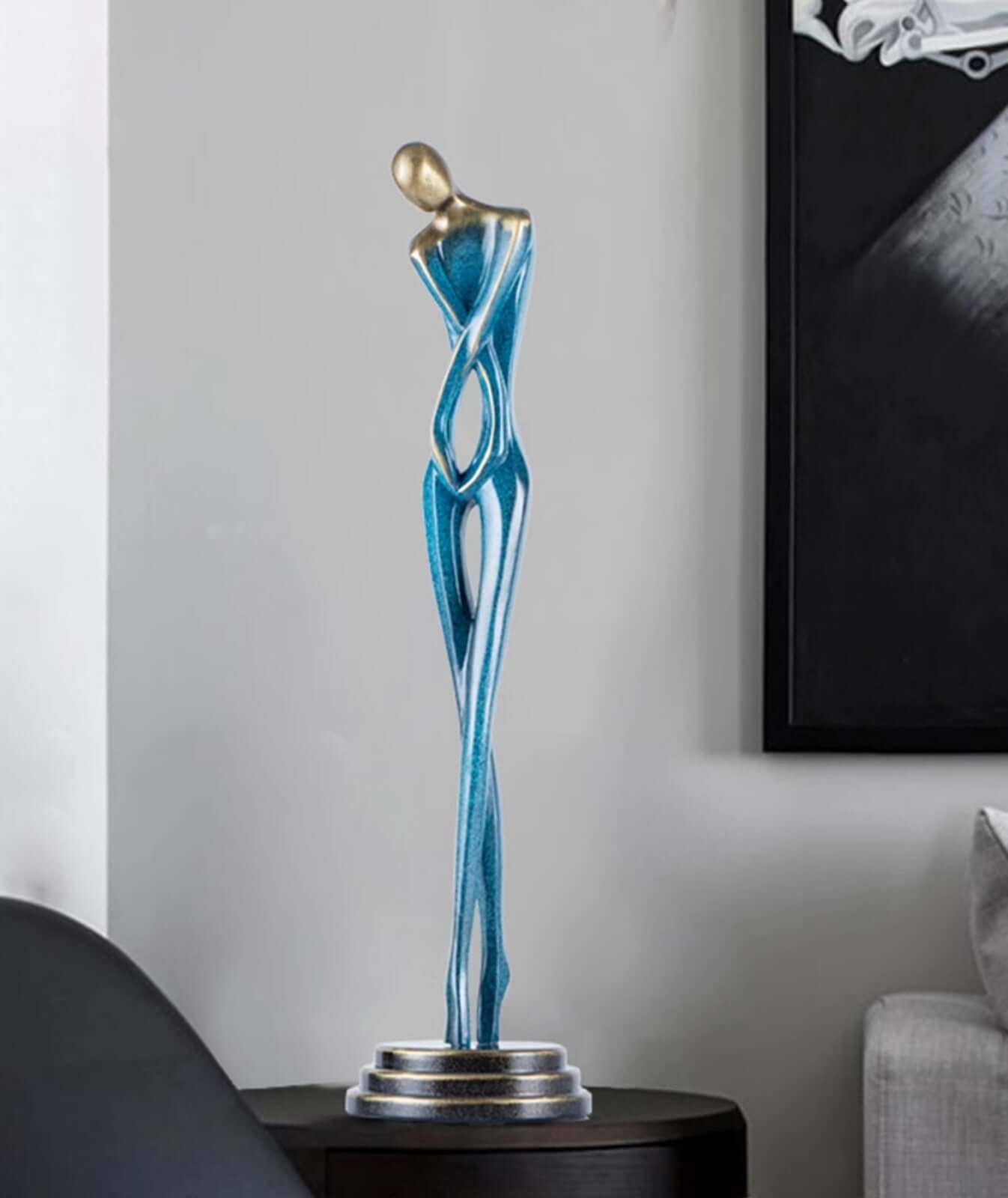 Zelyra Sculpture