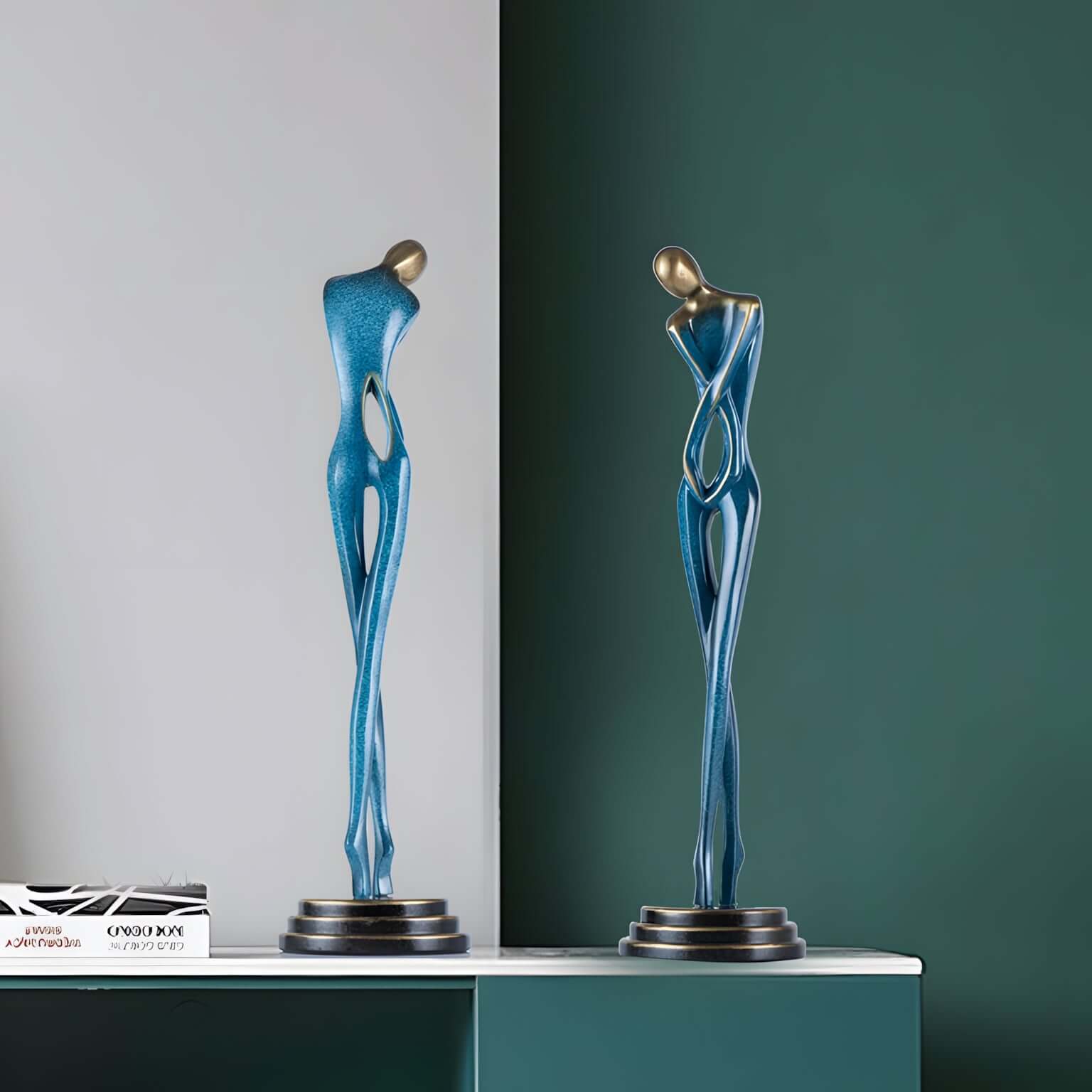 Zelyra Sculpture
