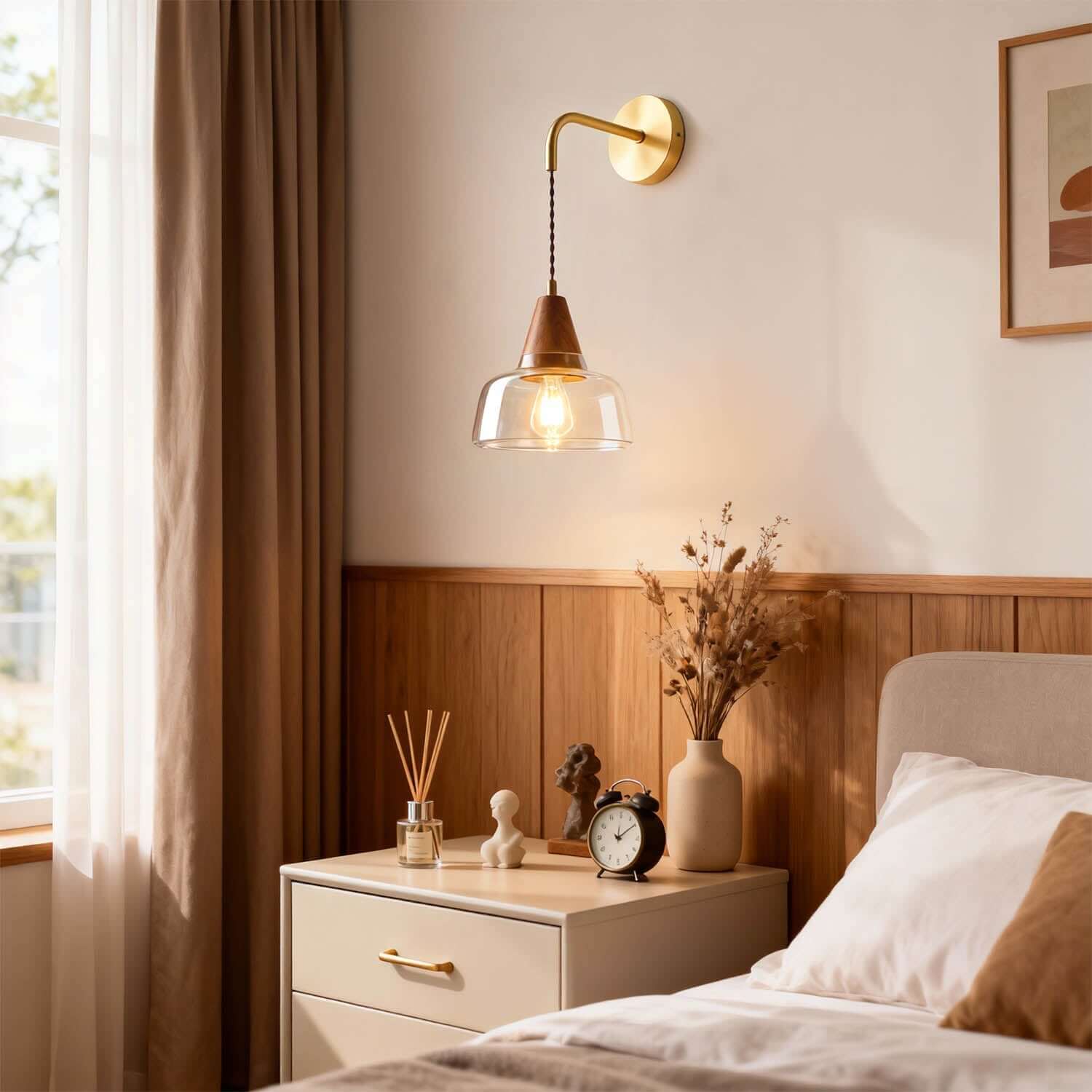 Zevoni Wall Light
