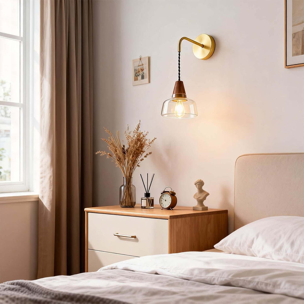 Zevoni Wall Light
