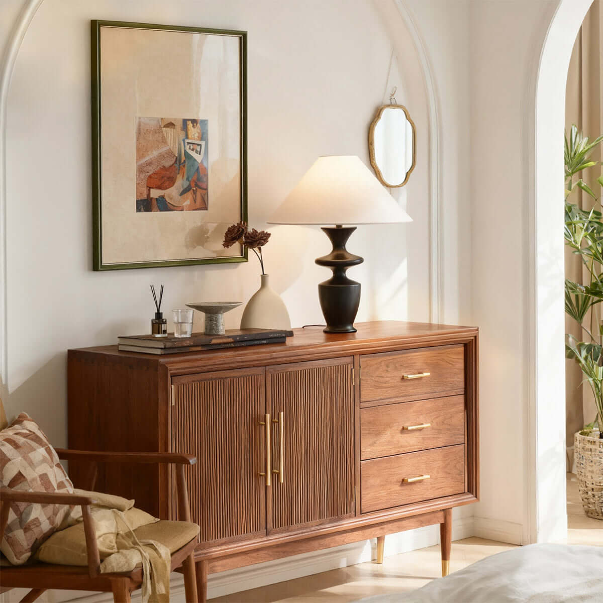 Zoriva Table Lamp