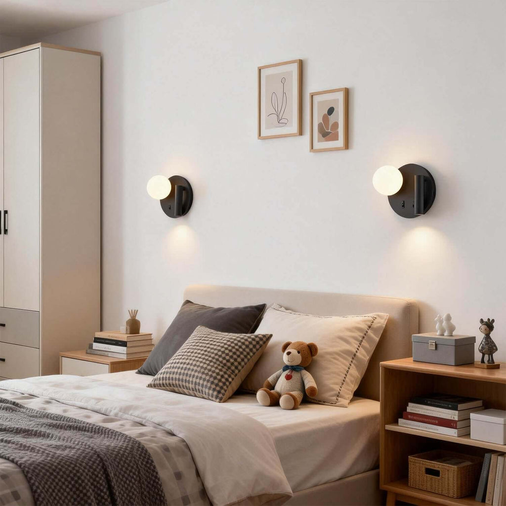 Zyvin Wall Light