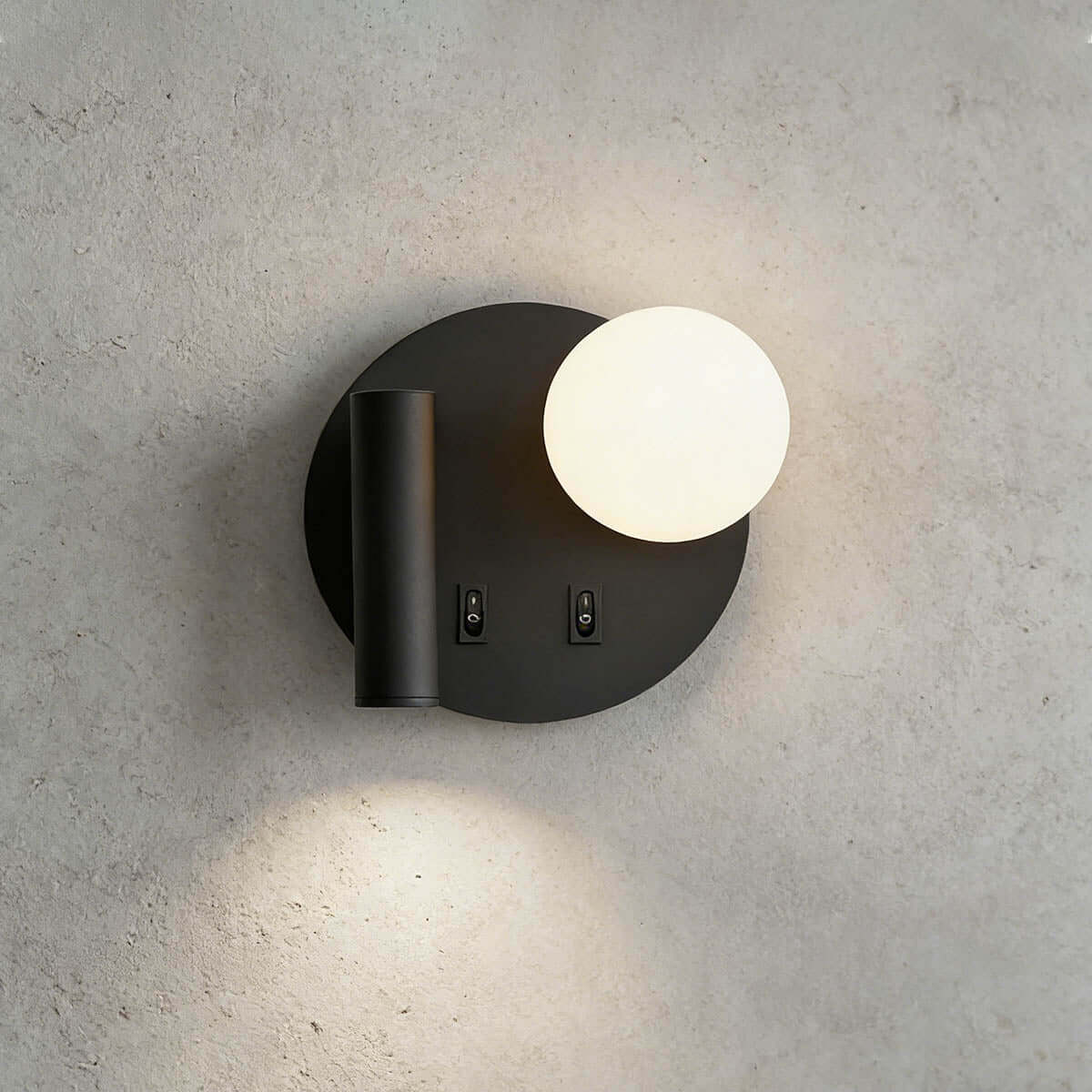 Zyvin Wall Light