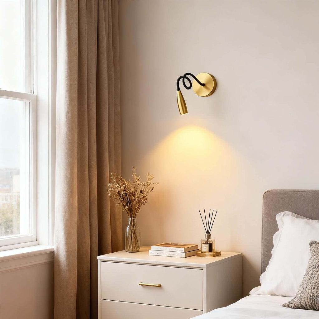 Zyvio Wall Light